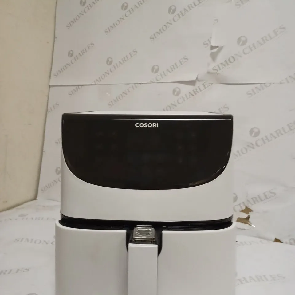 COSORI AIR FRYER 1700W MAX XXL 5.5L DIGITAL TOUCHSCREEN - WHITE
