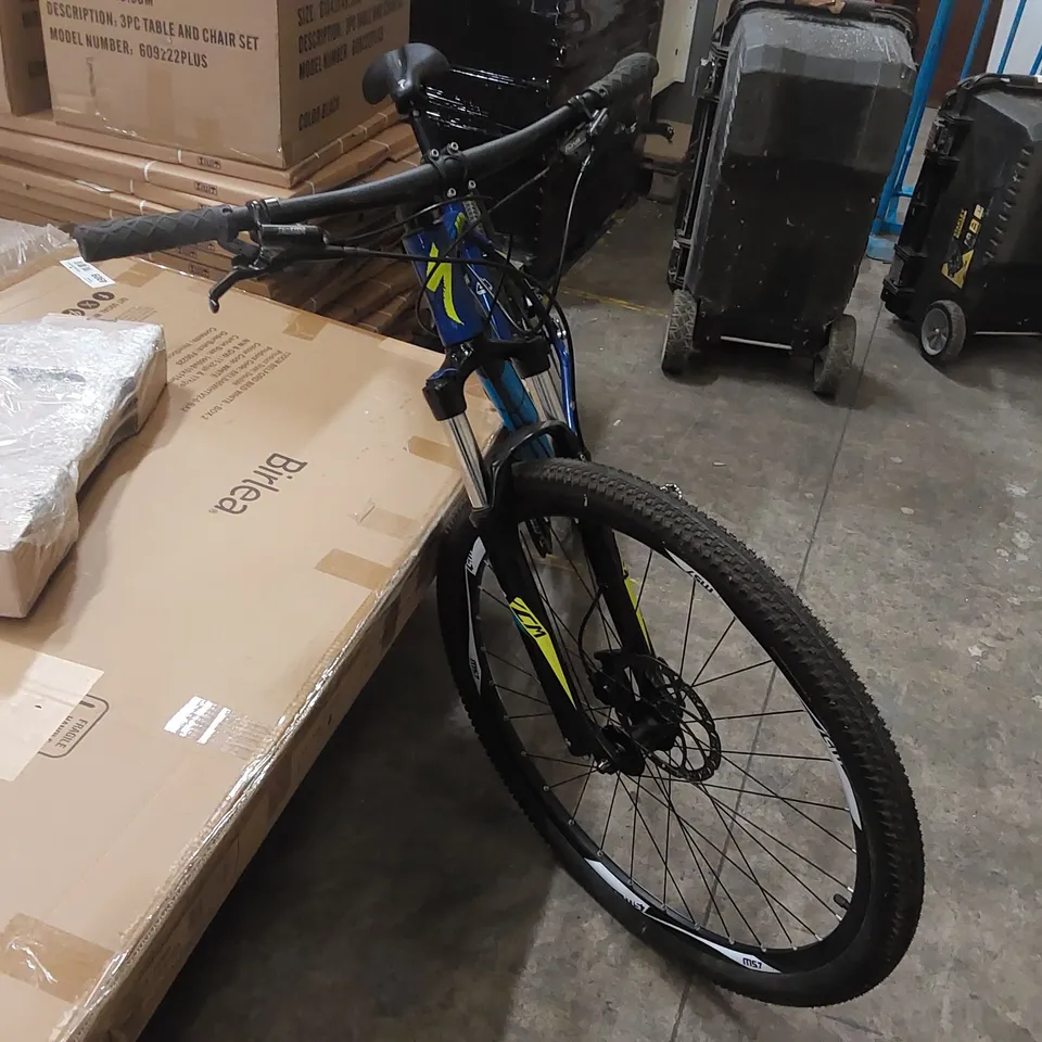 SPECIALIZED ROCKHOPPER SPORT MOUNTAIN BIKE