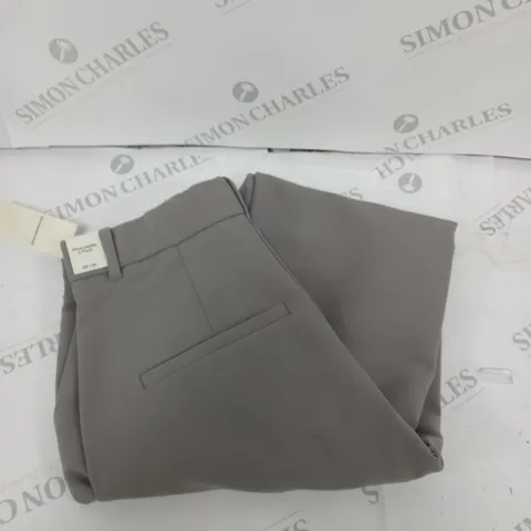 ABERCROMBIE & FITCH TROUSER PANTS IN OFF GREY - 28