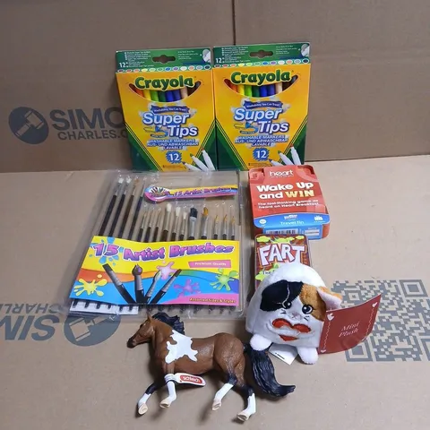 TOTE OF APPROXIMATELY 15 ASSORTED TOYS/RELATED ITEMS TO INCLUDE CRAYOLA, ARTIST BRUSHES, FART CARD GAME, PLUSH TOYS, HORSE FIGURE ETC