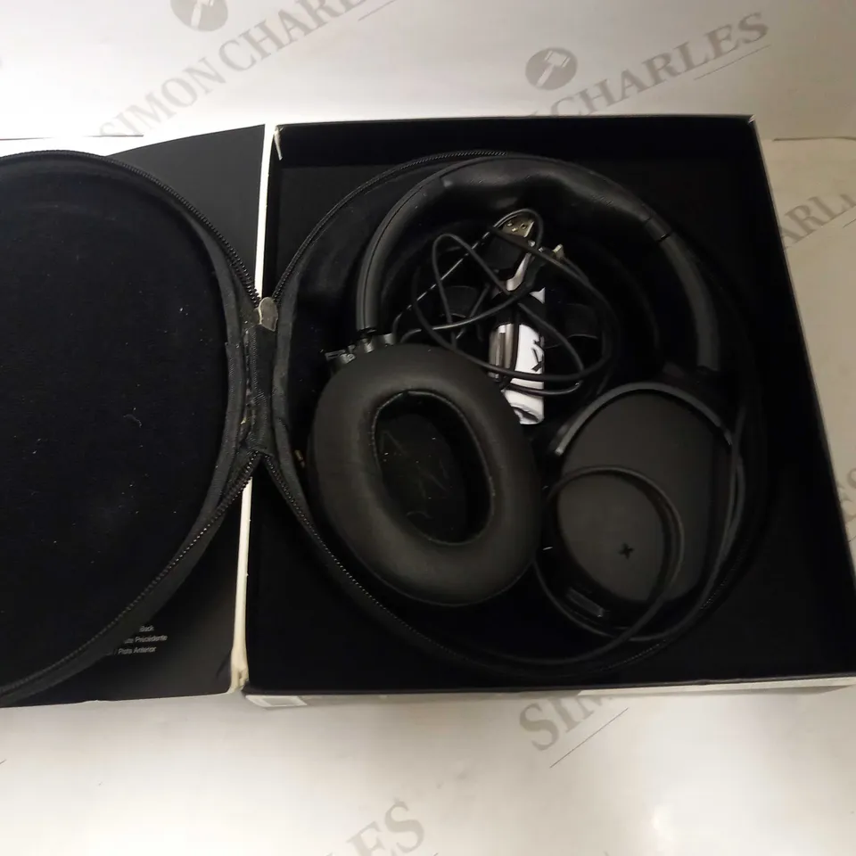 SKULLCANDY PUSH ULTRA WIRELESS SPORT EARPHONES WITH CHARGING CASE RRP £159.99
