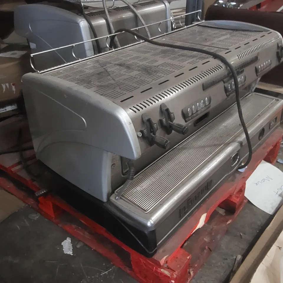 LA SPAZIALE S5 COMMERCIAL 3 GROUP COFFEE MACHINE