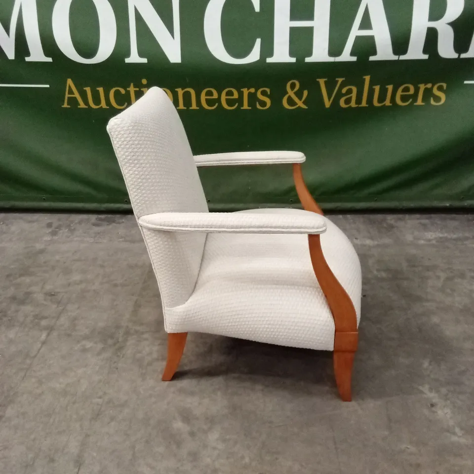 QUALITY HIGH-END DESIGNER FABRIC ACCENT CHAIR