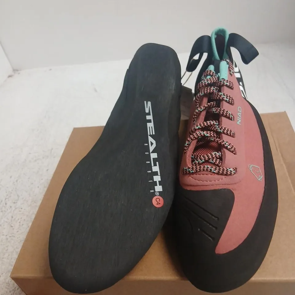 ADIDAS NIAD LACE W WOMEN'S CLIMBING SHOES – UK 8.5 (US 10)