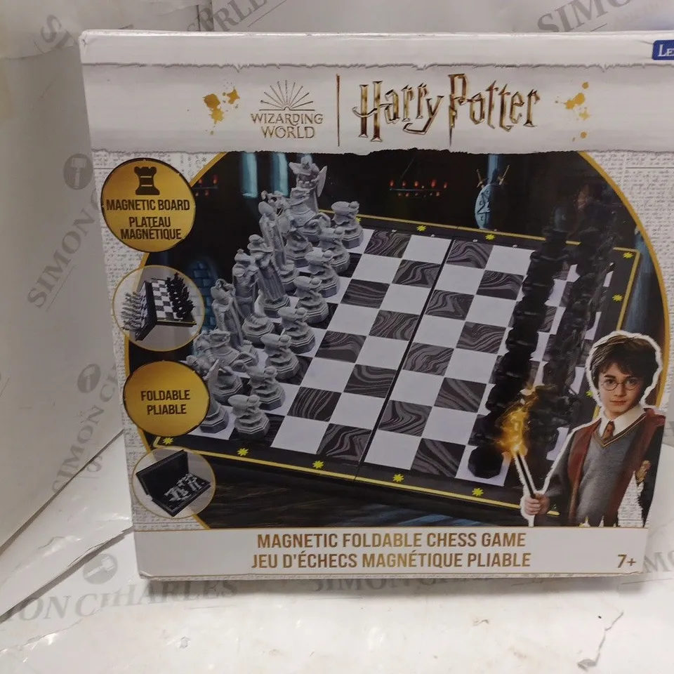 BOXED HARRY POTTER MAGNETIC FOLDABLE CHESS GAME RRP £49.99