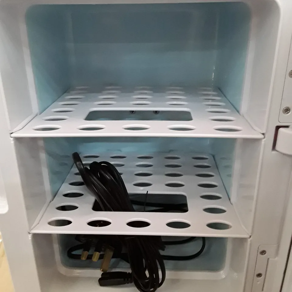 ATRAVESAR MINI FRIDGE 