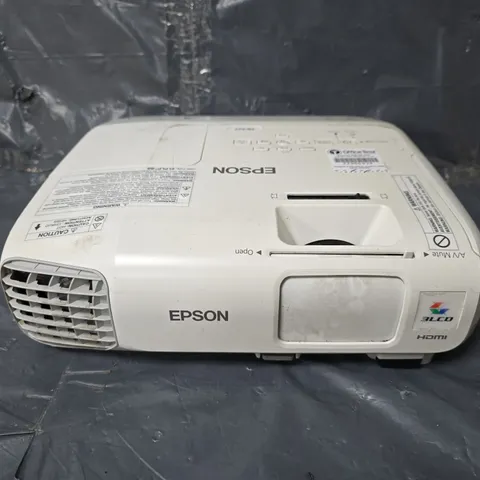 EPSON EB-X27 HDMI PROJECTOR