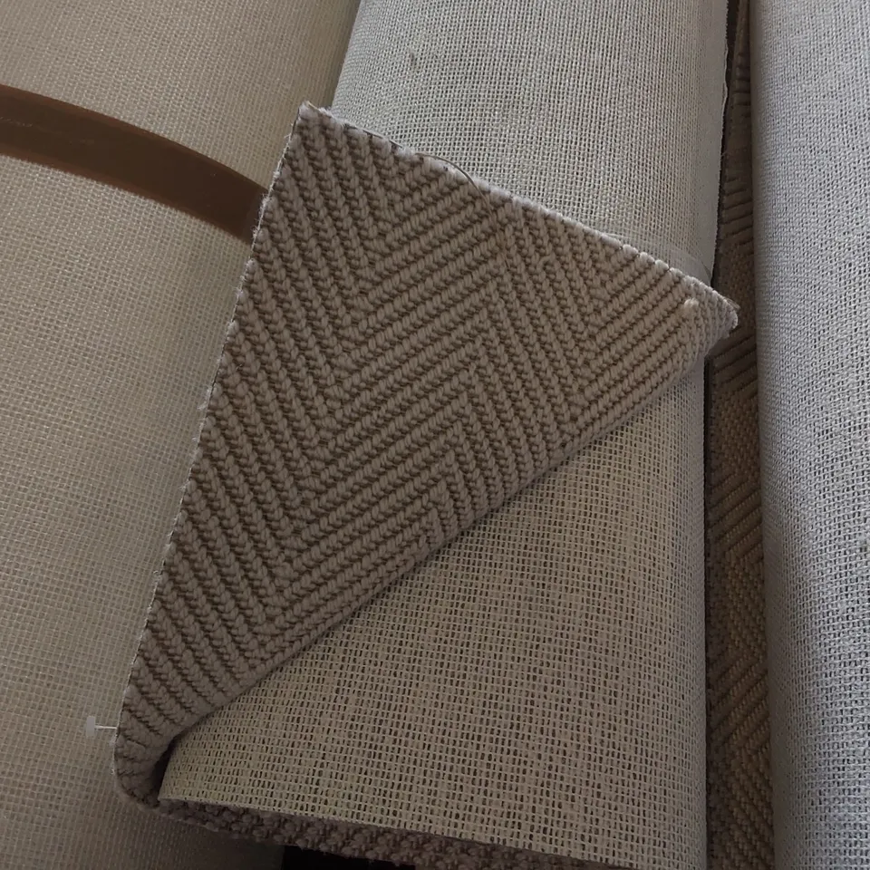 ROLL OF QUALITY GATSBY MOONLIGHT CARPET - APPROXIMATELY 4 x 3m