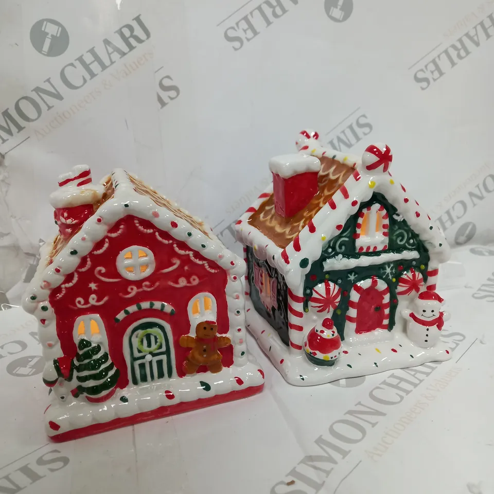 MR. CHRISTMAS SET OF 2, 4" BATTERY-OPERATED NOSTALGIC GINGERBREAD HOUSE