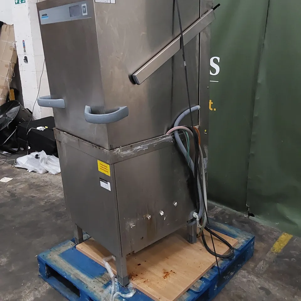 WINTERHALTER COMMERCIAL IPX5 DISH/UTENSIL WASHER