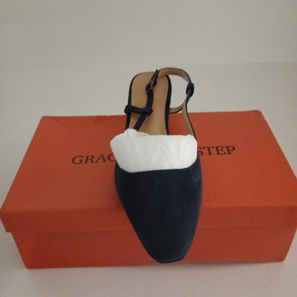 GRACE EVERY STEP BLUE LADIES SHOES EU 38 BOXED