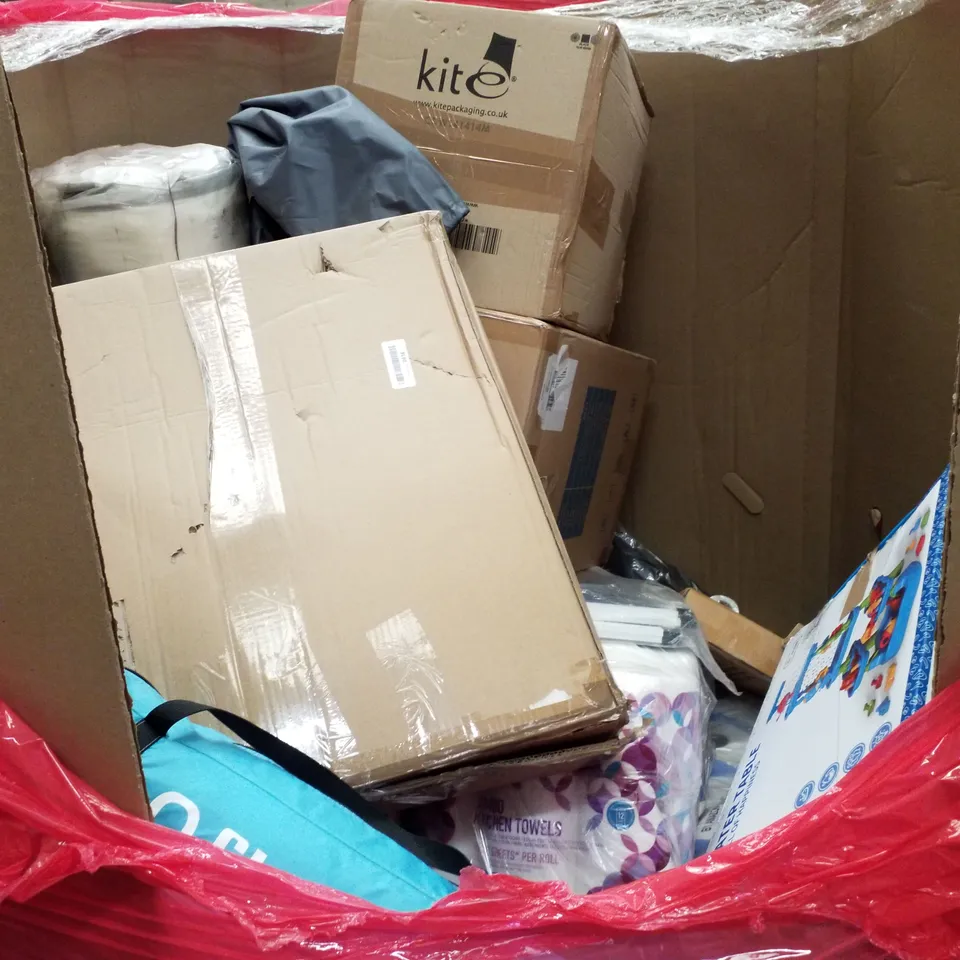 PALLET OF ASSORTED PRODUCTS INCLUDING POPUP BEACH TENT, RETRACTABLE SAFETY GATE, COUNTERBALANCE MONITOR ARM, BABY BOOSTER SEAT