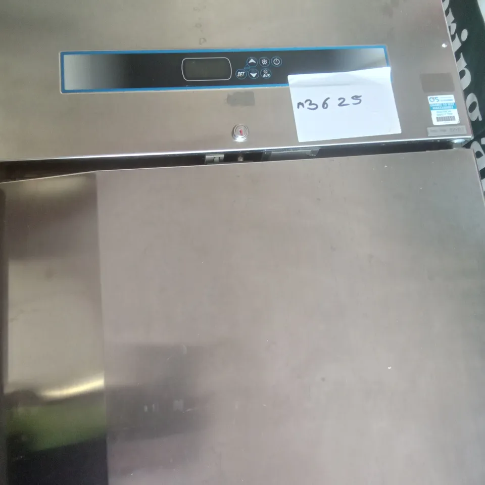 TALL COMMERCIAL FRIDGE 