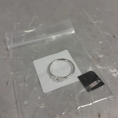 THOMAS SABO SILVER SPARKLING VINTAGE RING