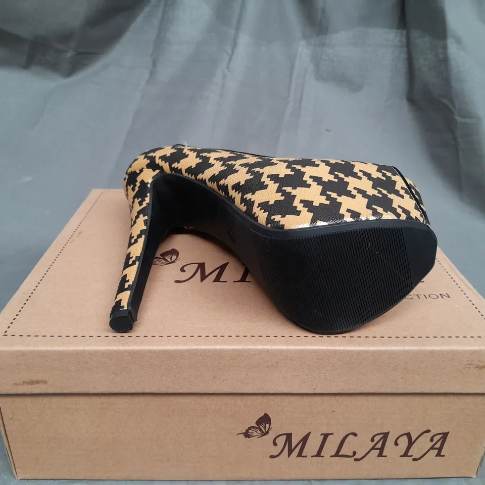 BOX OF APPROX 12 MILAYA GOLD & BLACK OPEN TOE HIGH HEELS IN VARIOUS SIZES