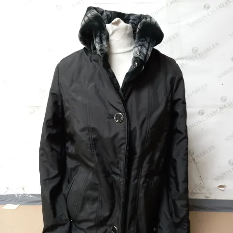 CENTIGRADE COAT IN BLACK SIZE SMALL 