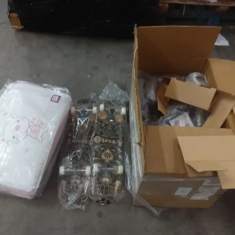 PALLET OF ASSORTED ITEMS INCLUDING OSPREY SKATEBOARD, BEBECONFORT BABY CAR SEAT, KIDFIX, BIMBI PIRULOS DUVET COVER,,