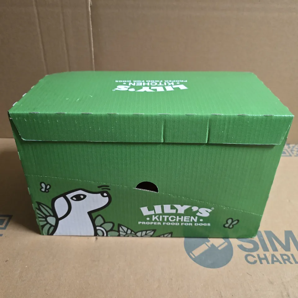 LILY'S KITCHEN DOG SIMPLY GLORIOUS CHICKEN JERKY - 8 X 70G 