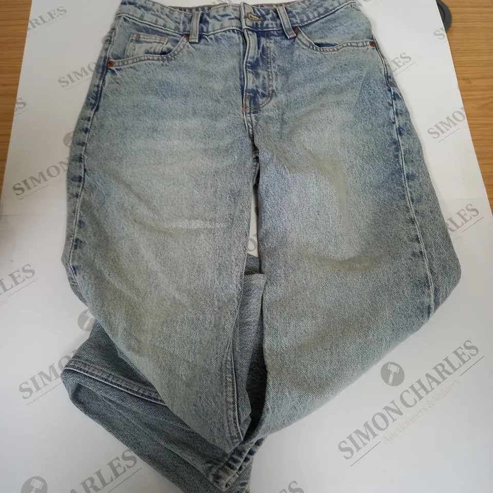 H&M DEVIDED WASHED JEANS - EUR 34 