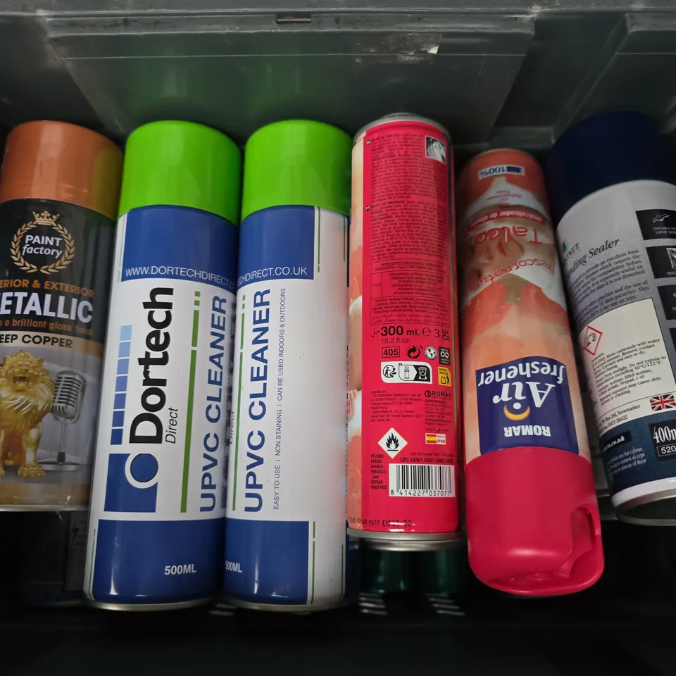 APPROXIMATELY 15 ASSORTED AEROSOLS TO INCLUDE DORTECH DIRECT UPVC CLEANER, PAINT FACTORY METALLIC DEEP COPPER, ROMAR AIR FRESHENER, ETC - COLLECTION ONLY