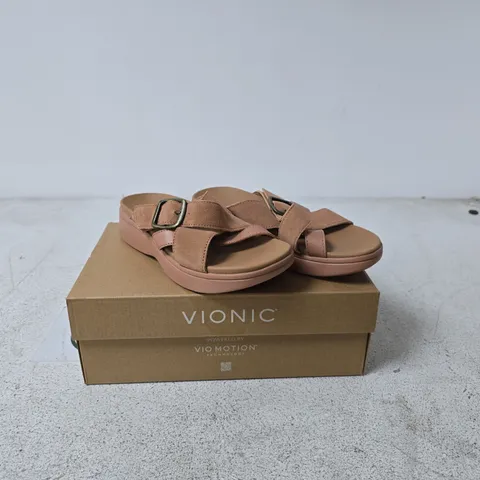 VIONIC BOXED SANDALS SIZE 6 BOXED