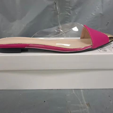 BOXED PAIR OF UNBRANDED POINTED TOE FLAT SHOES IN PINK/CLEAR/METALLIC GOLD SIZE EU 44