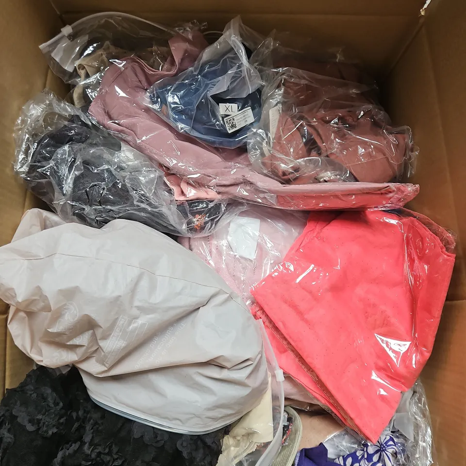 BOX OF APPROXIMATELY 20 ASSORTED CLOTHING ITEMS TO INCLUDE - DRESSES - BOXERS - TROUSERS - ETC