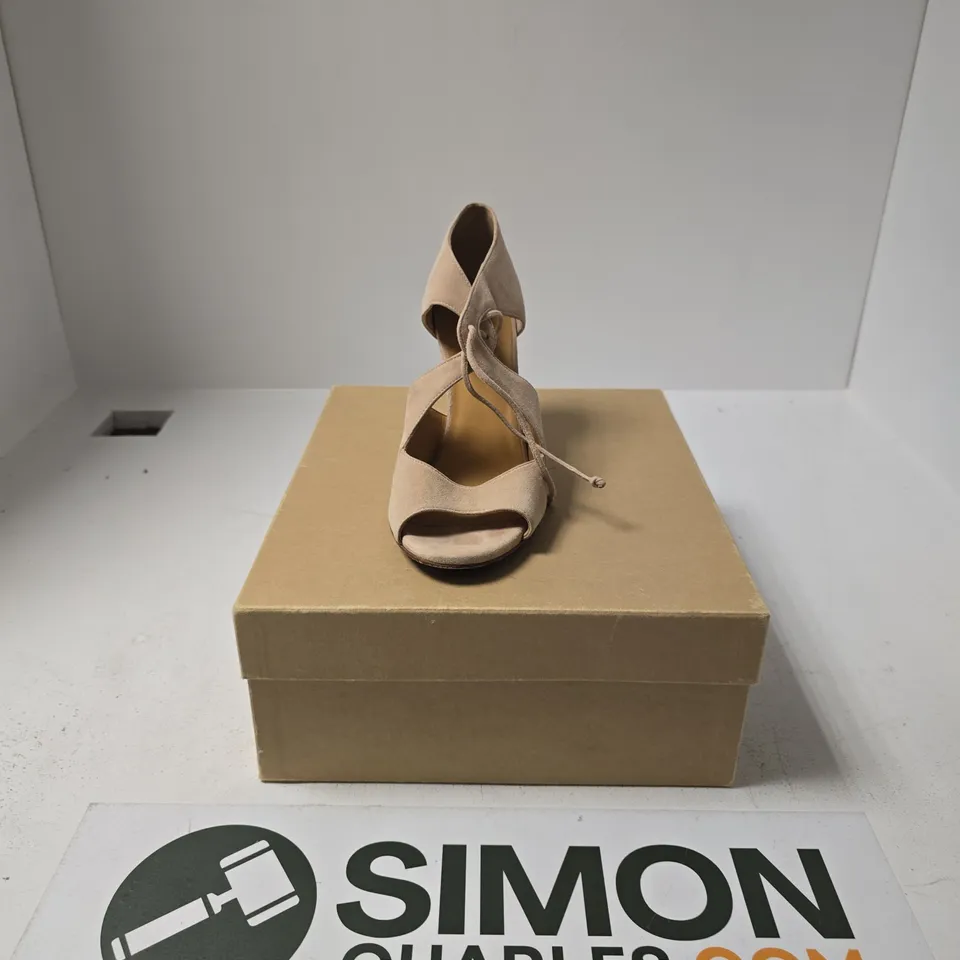 BOXED PAIR OF SEZANE PINK VELVET HIGH HEELS SIZE EU 39