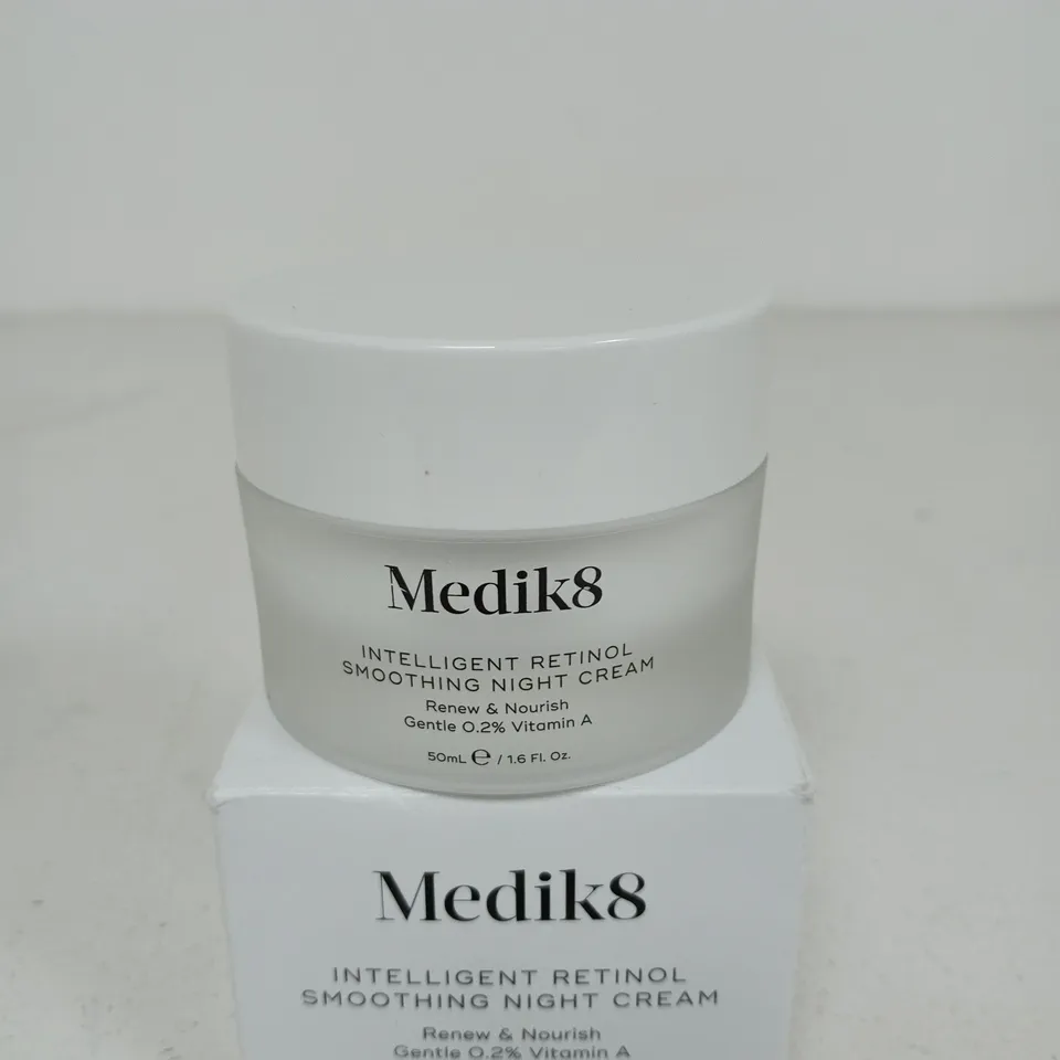 MEDIK8 INTELLIGENT RETINOL SMOOTHING NIGHT CREAM 50ML