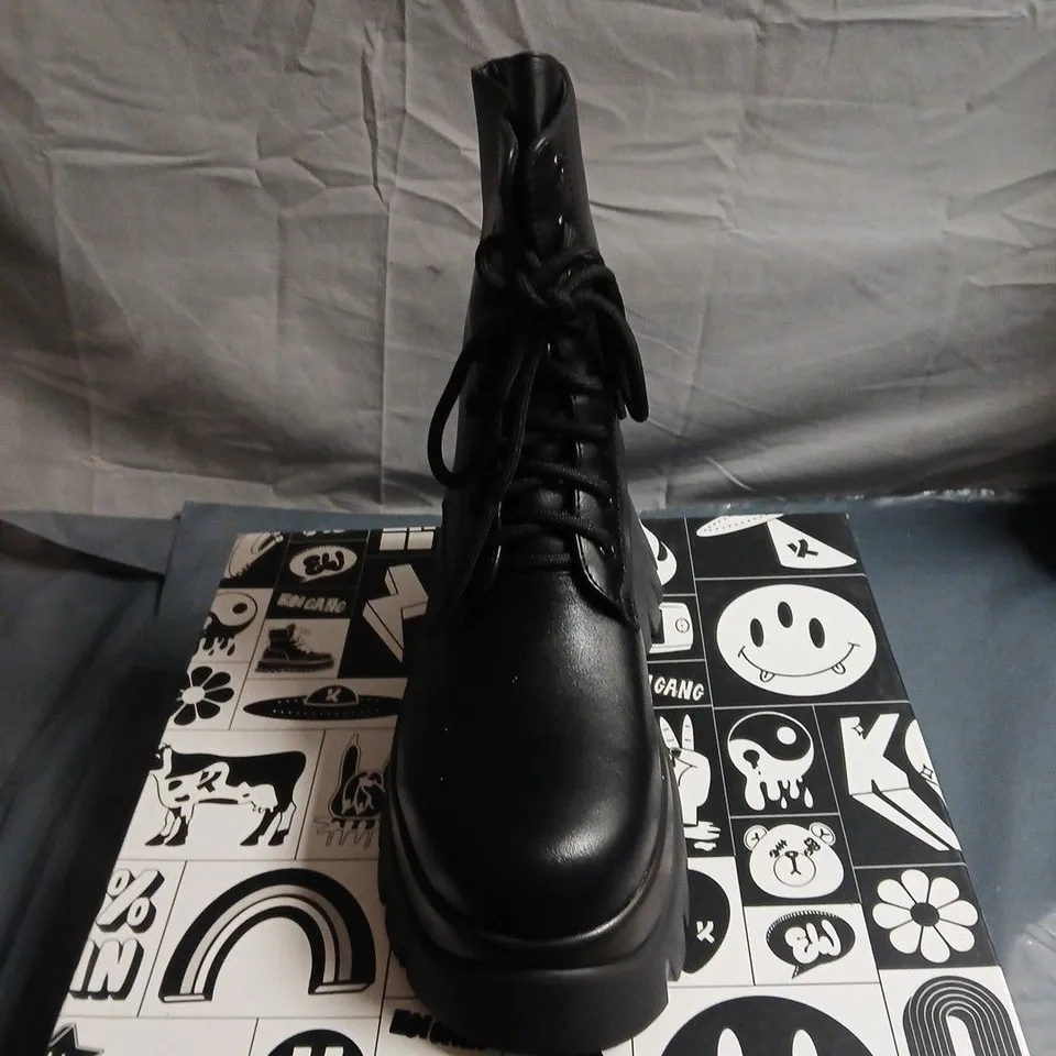 KOI RANCOR BLACK LEATHER PLATFORM COMBAT BOOTS – LACE-UP, SIZE 4