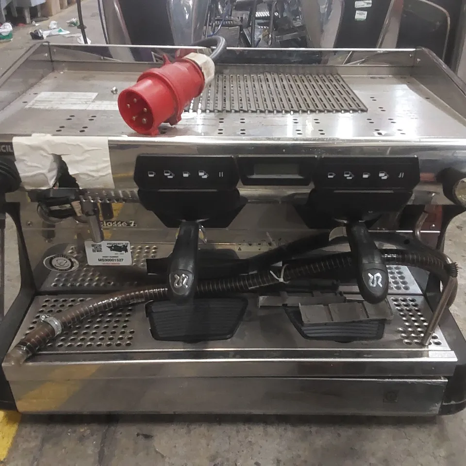 RANCILIO CLASSE 7 COMMERCIAL 2 GROUP COFFEE MACHINE