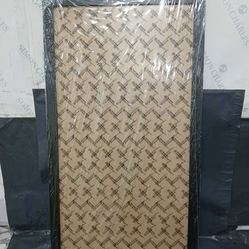 SEALED PICTURE FRAME - COLLECTION ONLY 