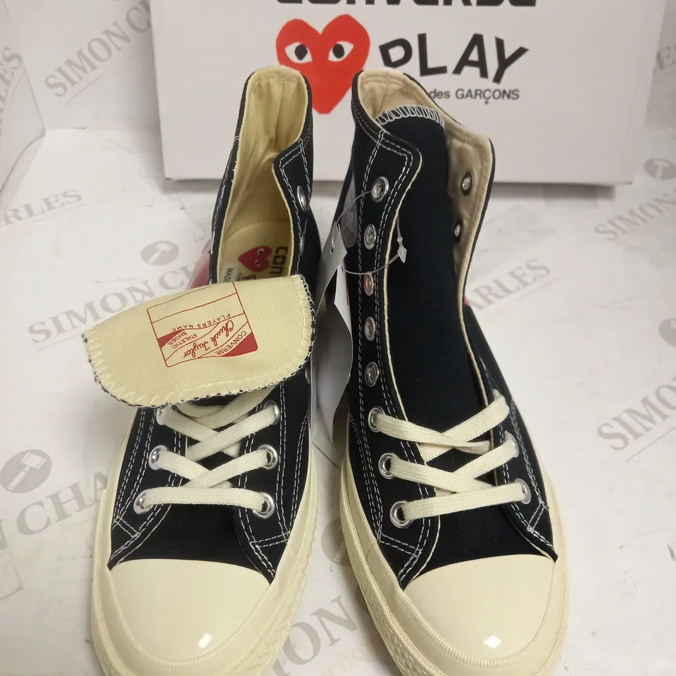 UK 7 CONVERSE PLAY EDITION COMME DES GARCONS HIGH TOP TRAINERS 