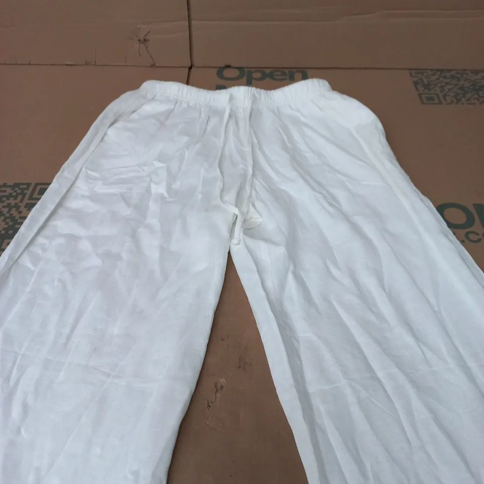 BERSHKA WOMEN'S WHITE DRAWSTRING TROUSERS – SIZE M