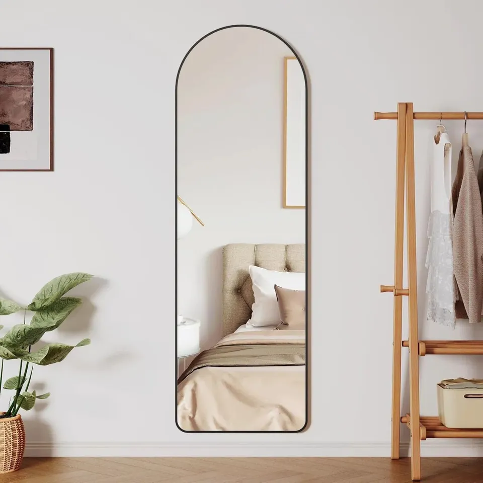 BOXED FULL BODY MIRROR WITH METAL FRAME STAND HD LARGE WALL MIRROR WITH HOOKS (1 BOX)
