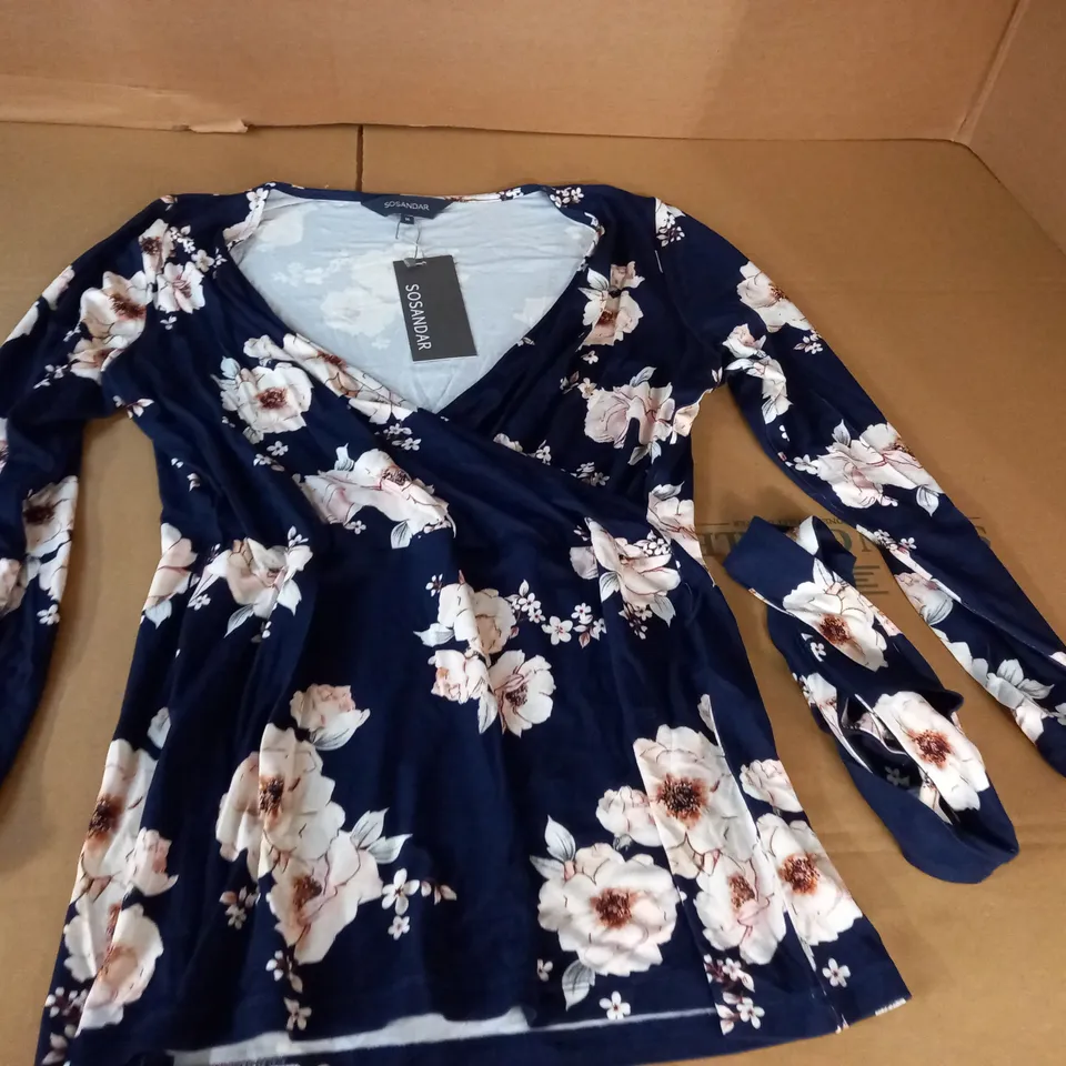 SOSANDAR WRAP TUNIC TOP IN BLUE FLORAL - 16