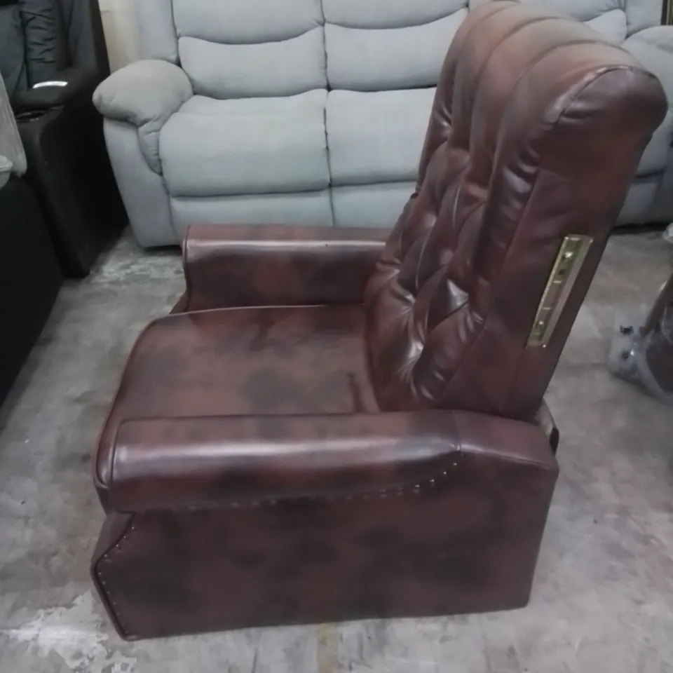 DESIGNER LEATHER RECLINING EASY CHAIR