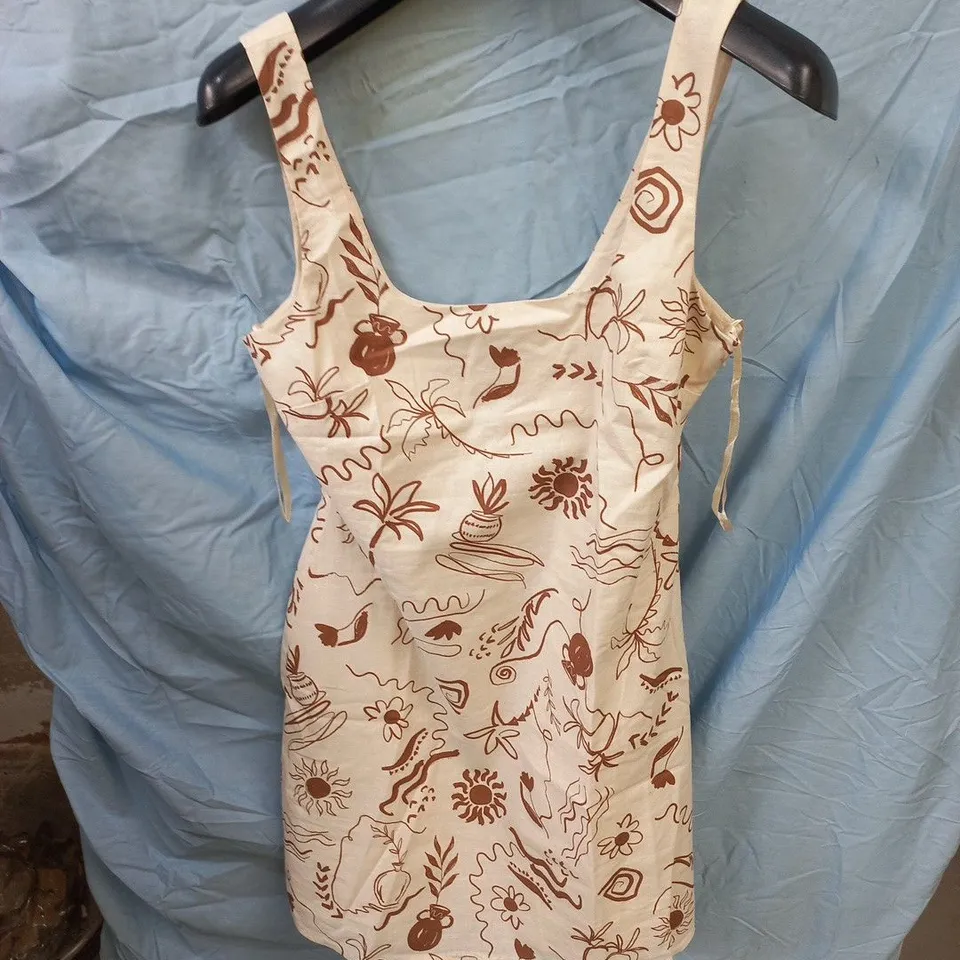 NOBODY'S CHILD DRESS, UK 10 (EU 38; USA 6) MADE IN INDIA – CREAM WITH BROWN BOTANICAL PRINT