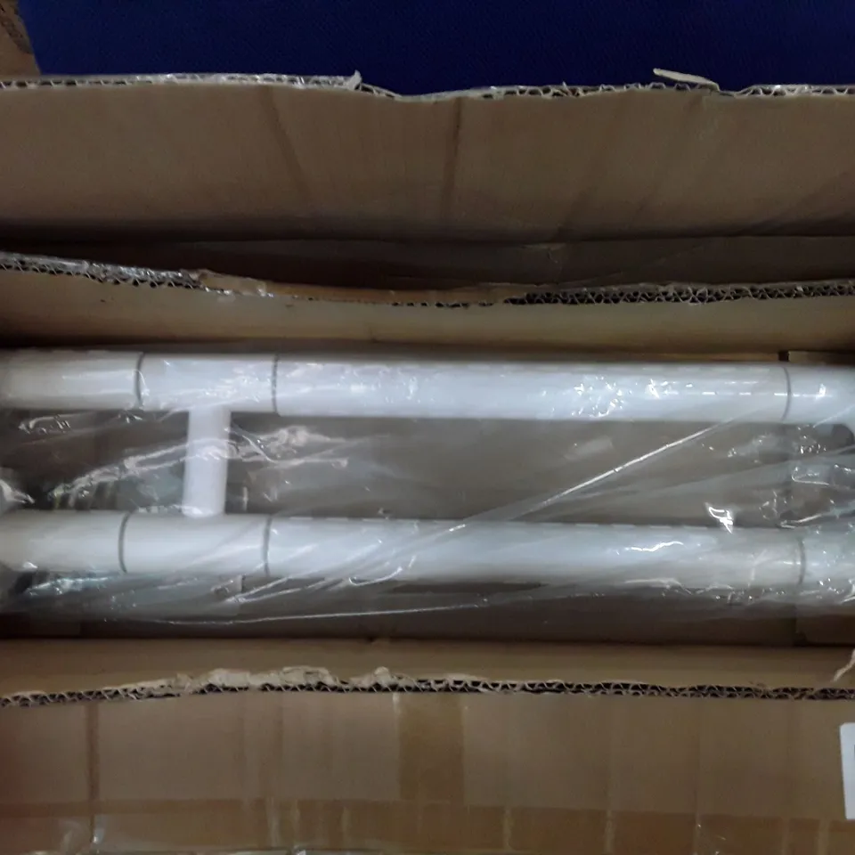 BOX CONTAINING 2 FOLDABLE WALL MOUNTED SAFETY BATH RAIL