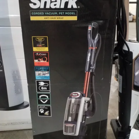 BOXED SHARK ANTI HAIR WRAP UPRIGHT VACUUM CLEANER - COLLECTION ONLY