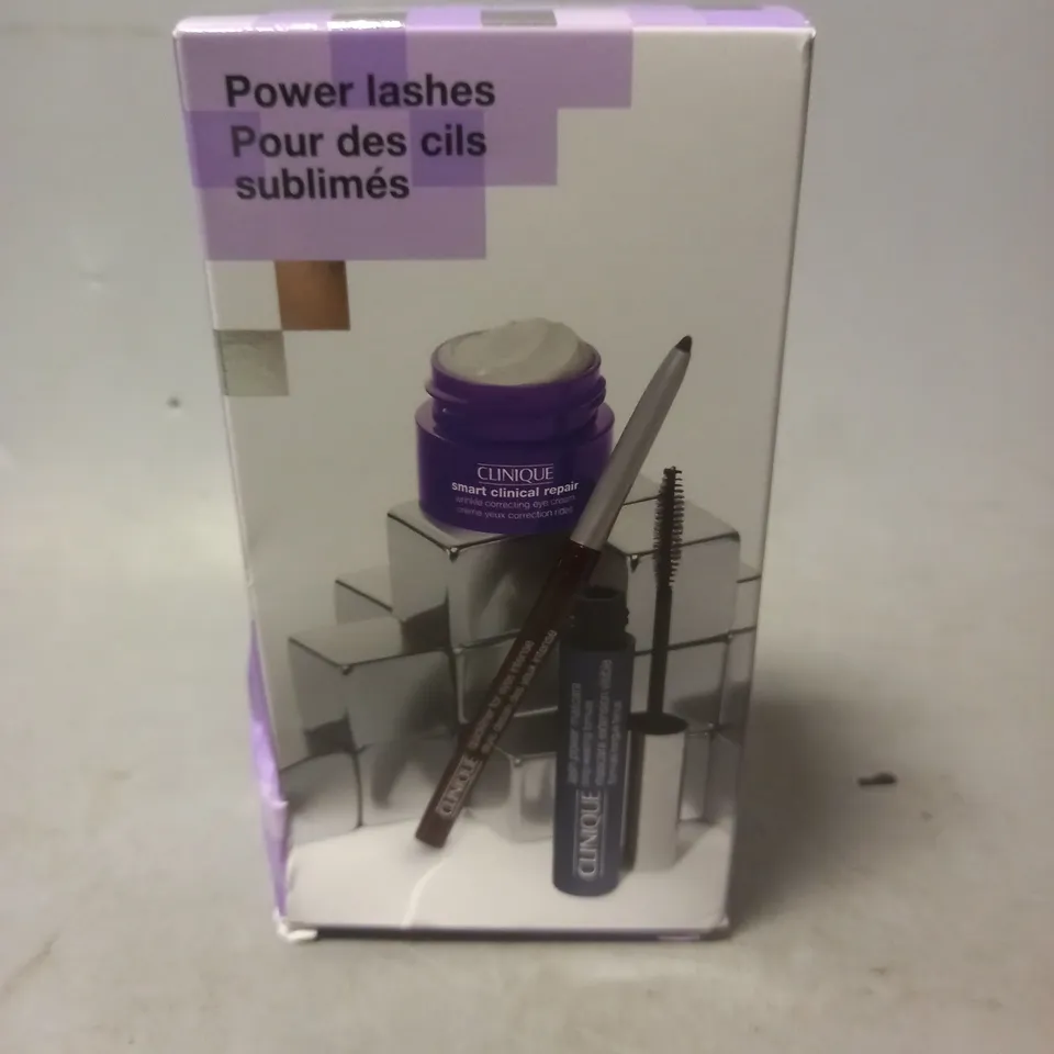 CLINIQUE LASH POWER MASCARA MAKEUP GIFT SET 