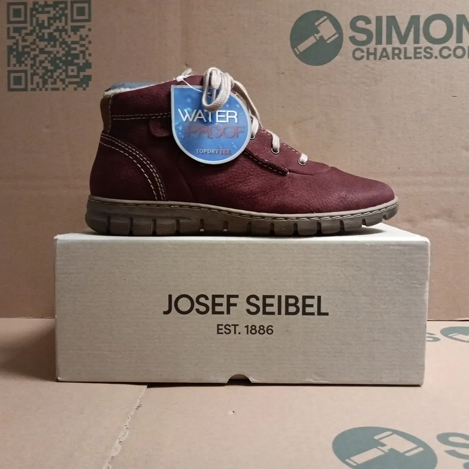 BOXED PAIR OF JOSEF SEIBEL BOOTS IN DEEP BURGUNDY SIZE EU 39