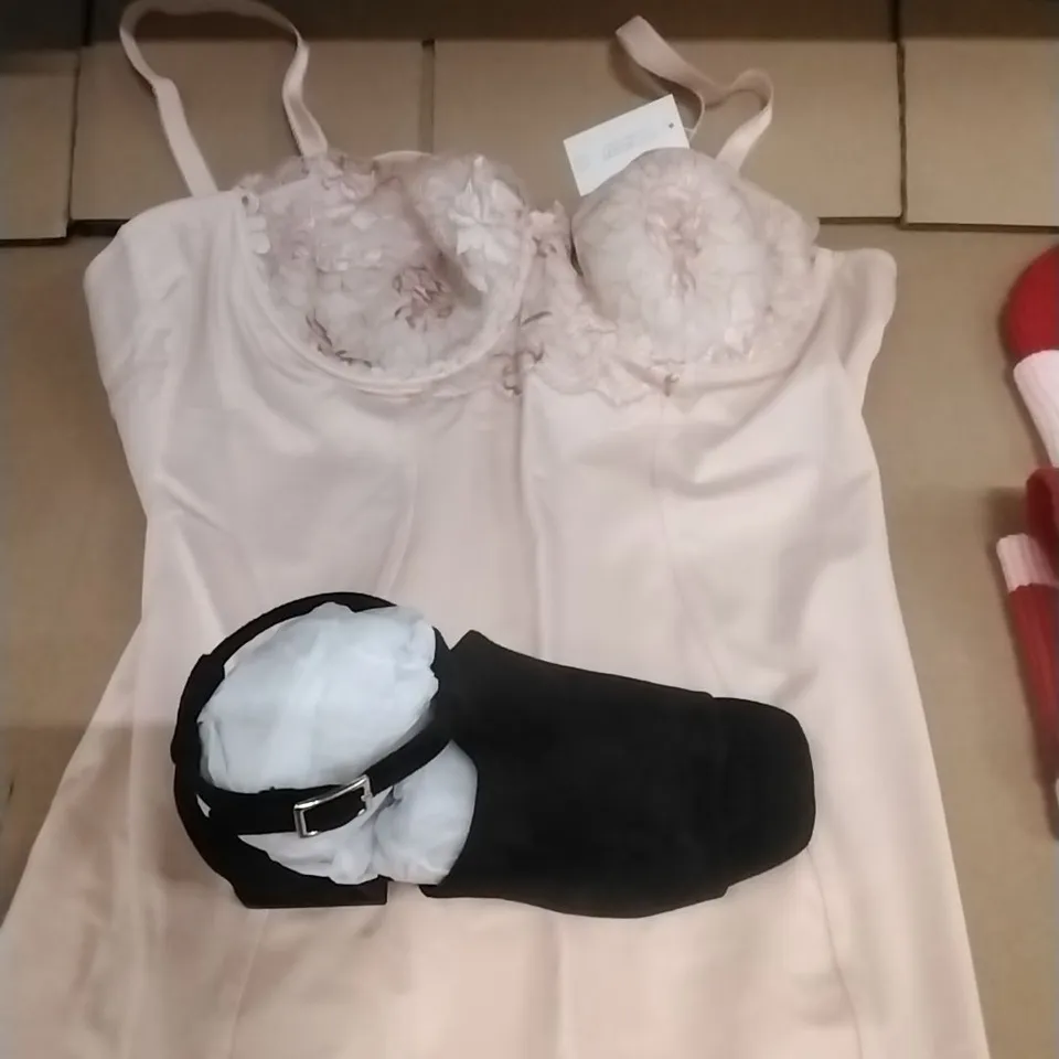 PALLET TO CONTAIN APPROXIMATELY 80 BRAND NEW DESIGNER CLOTHING ITEMS TO INCLUDE; HATS,SCARFS,HEELS,NIGHTWEAR ETC