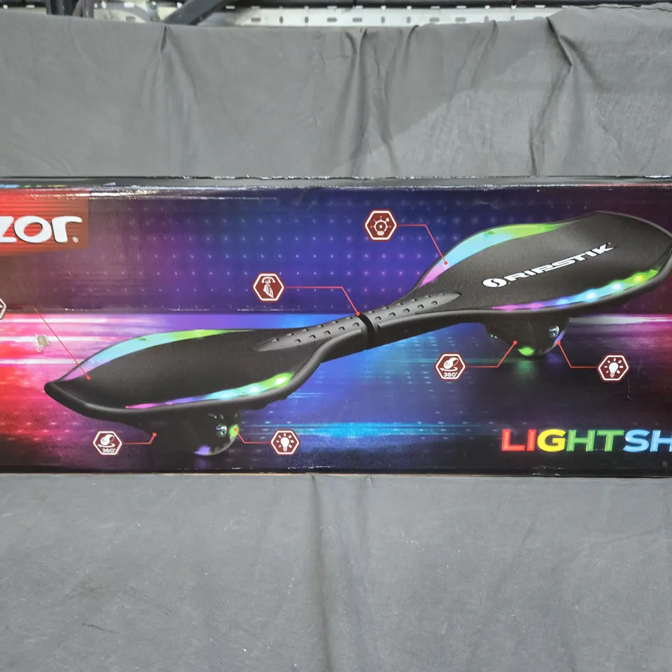 RAZOR LIGHTSHOW POWERWING SCOOTER RRP £129