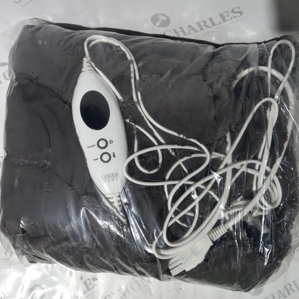 BOXED COZEE HOME VELVETSOFT HEATED THROW IN CHARCOAL