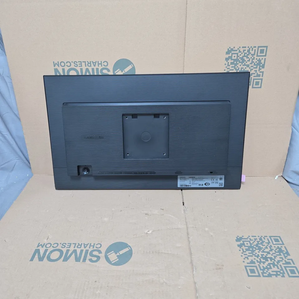 SAMSUNG ESSENTIAL MONITOR S4 24 60.4CM BOXED WITH ACCESSORIES