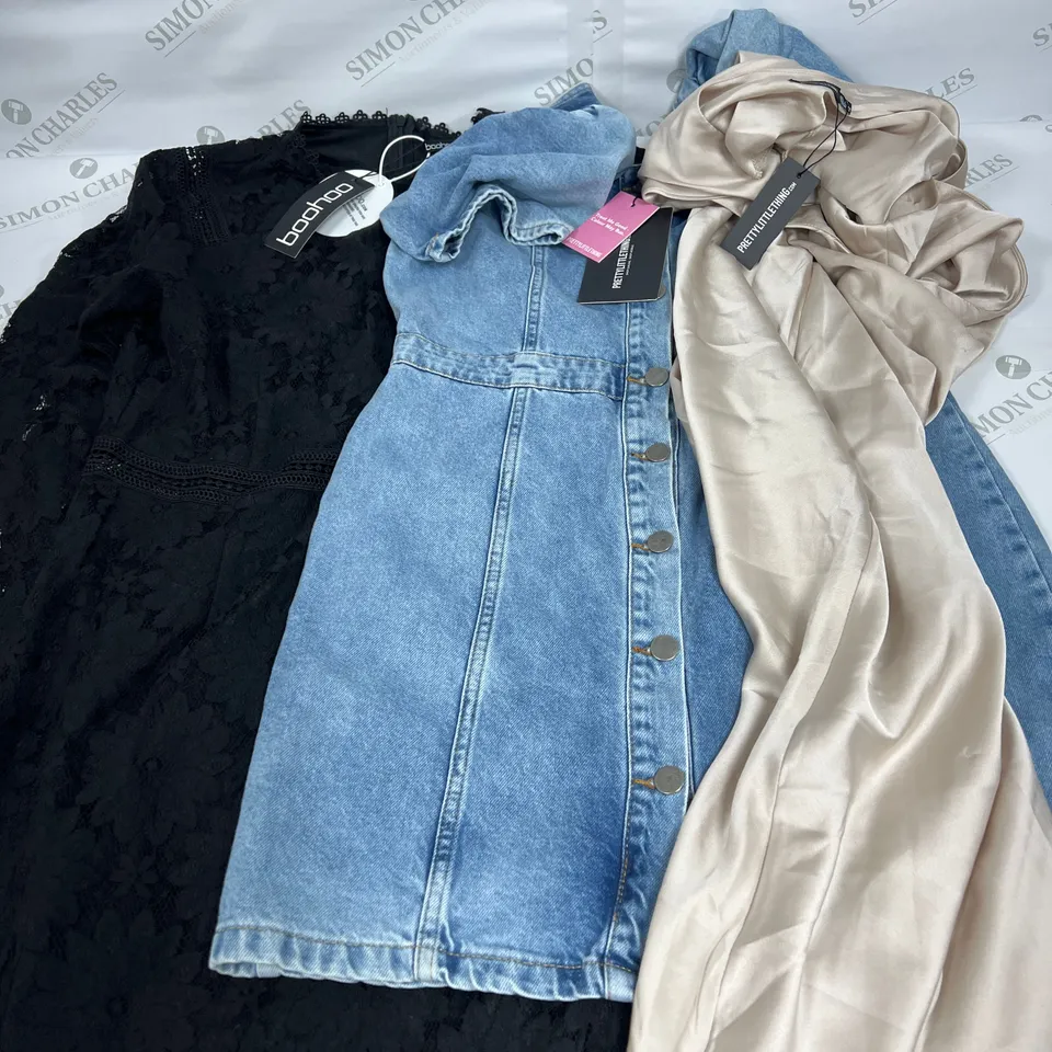 LARGE BOX OF ASSORTED CLOTHING TO INCLUDE BOOHOO AND PRETTYLITTLE THING