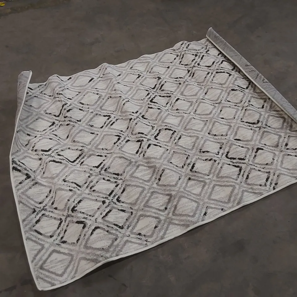 BRAND NEW PACO HOME SINAI AREA RUG - GREY // SIZE: 120 X 170cm