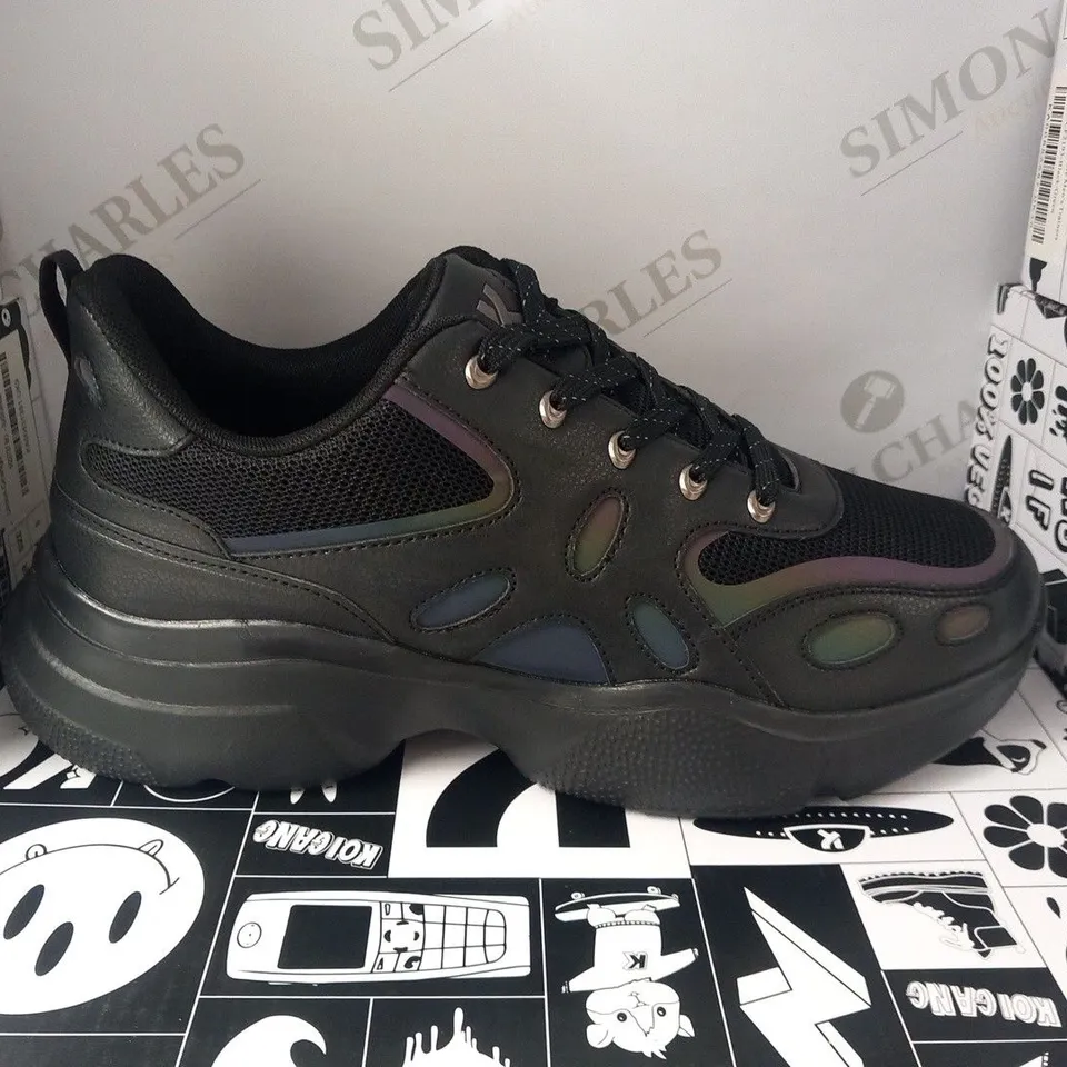 BRAND NEW BOXED PAIR OF KOI DUSTY BLACK RAINBOW MEN'S CADIAN TRAINERS SIZE 8
