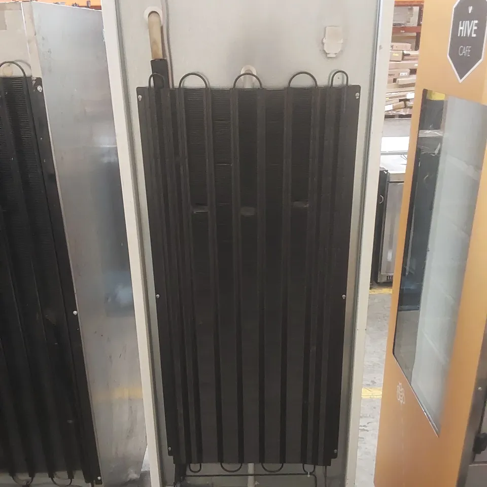 GRAM COMMERCIAL TEMPERATURE CONTROLLED FOOD STORAGE CABINET